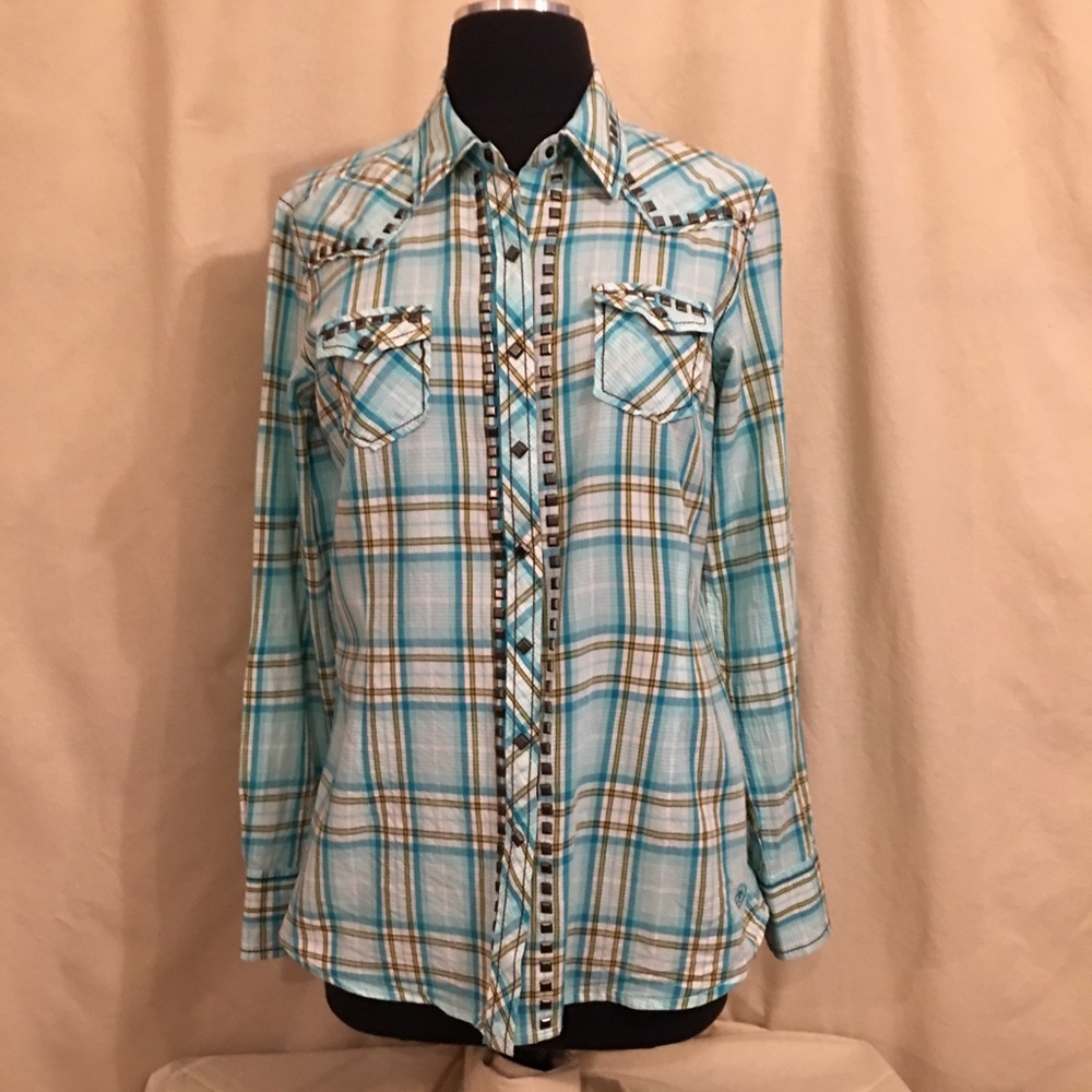 Ariat snap button shirt